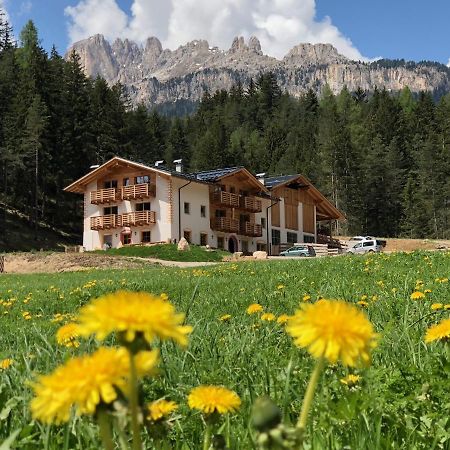Agriturismo Soreie - Farmstay Vigo di Fassa Eksteriør bilde